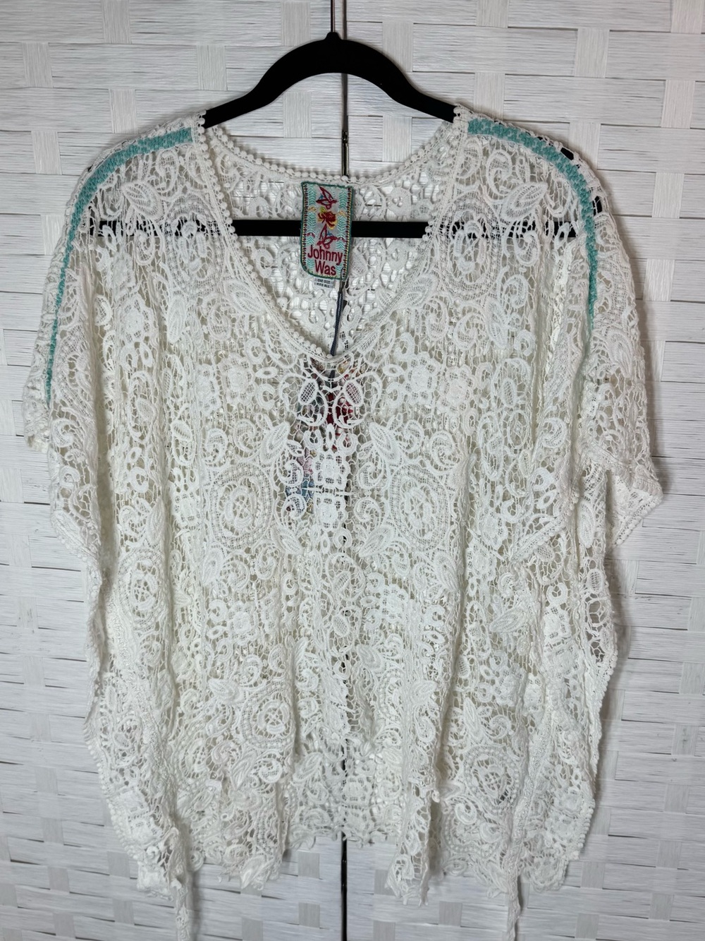 Johnny Was Bohemian Lace Poncho Top Floral Crochet Cream/Ivory Scalloped Hem OS - Picture 3 of 13
